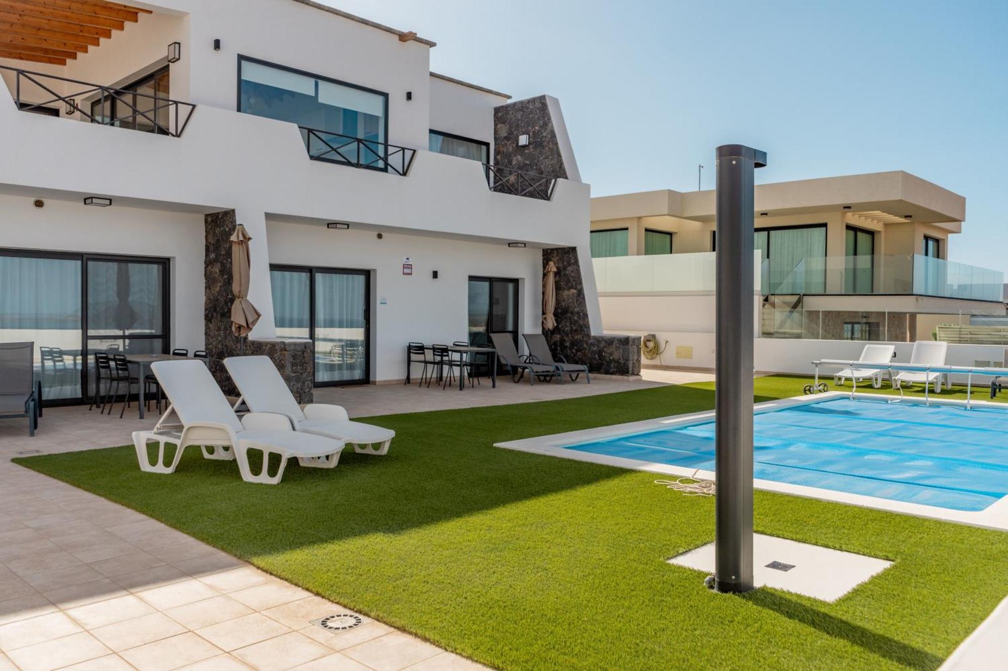 Seascape Heated Pool, Air-Con, View, Adult Only Apartment Corralejo Luaran gambar