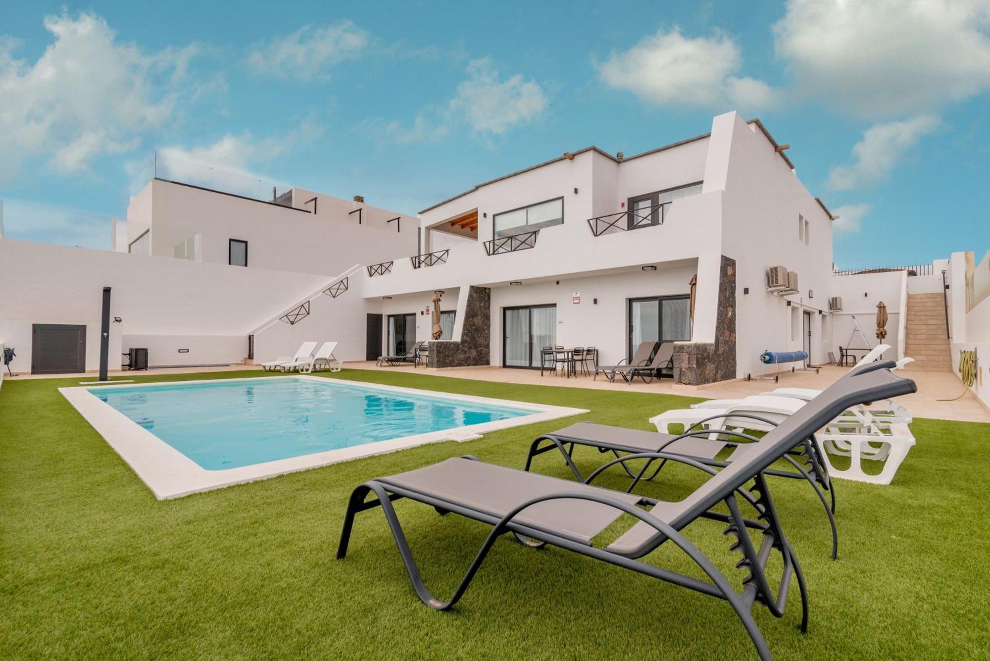 Seascape Heated Pool, Air-Con, View, Adult Only Apartment Corralejo Luaran gambar